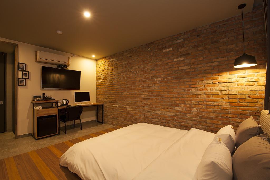 Hotel Gray Changwon Eksteriør billede