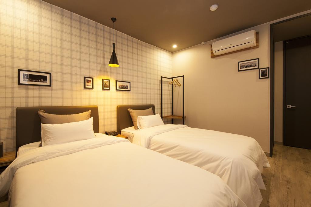 Hotel Gray Changwon Eksteriør billede