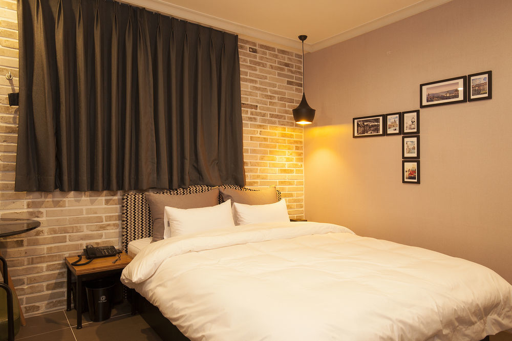 Hotel Gray Changwon Eksteriør billede